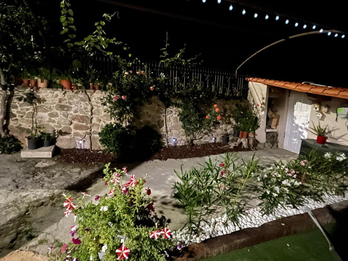 Casa Bolmente A Ver En La Ribeira Sacra. Villa Sober ภายนอก รูปภาพ
